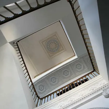 Il Conte, Monteleone Appartement Adelfia